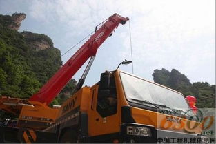 三一起重機(jī)登“空中圣湖” 助力挑戰(zhàn)吉尼斯紀(jì)錄